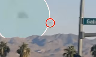 Vật thể lạ có màu xám xuất hiện trên bầu trời Nevada.