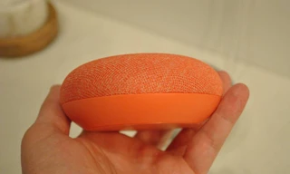 Google tắt tính năng nghe lén người dùng trên loa thông minh
