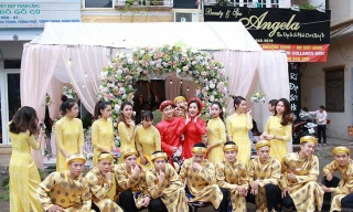 Lộ ảnh ăn hỏi của 'hot boy' thể dục Phạm Phước Hưng với cô dâu 9X