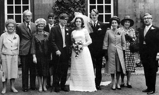 Stephen và Jane Hawking kết hôn năm 1965. Ảnh: Pinterest.