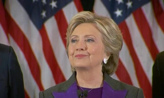 Bà Hillary Clinton cho biết có thể bỏ làm chính trị để sang quản lý mạng xã hội Facebook.