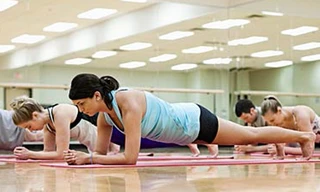 Những lý do khiến bạn khó giảm mỡ bụng