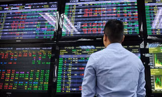 Chứng khoán vượt 1.000 điểm