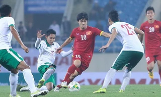 Evan Dimas (số 6) trong một lần đối đầu Công Phượng và các đồng đội ở sân Mỹ Đình.
