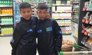 Hai cậu bé Việt Nam dự lễ khai mạc World Cup 2018