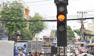 Tín hiệu đèn vàng