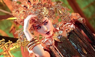 'Đát Kỷ' Phạm Băng Băng vừa dữ dằn, vừa khêu gợi