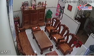 Học sinh lớp 4 bị bố mẹ bạo hành vì nghi con bị ma nhập