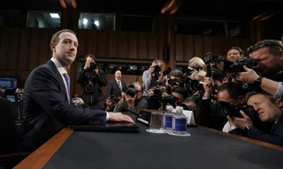 Vị tỉ phú công nghệ phải điều trần gần 5 tiếng đồng hồ trước Thượng Viện hôm 11/4. Ảnh: Vox