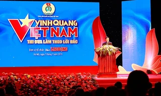 Đồng chí Bùi Văn Cường phát biểu khai mạc chương trình