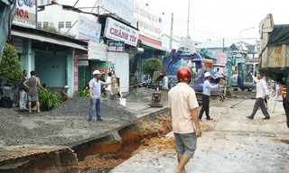 Hiện trường công trình hai công nhân bị đất vùi khi đang thi công đường cống thoát nước