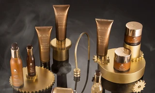 Mỹ phẩm chứa vàng 24k: Sự khác biệt mang tính chất thời đại