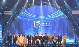 'Ai sẽ giải bài toán của Việt Nam nếu không phải chính người Việt'