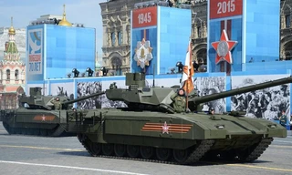 Siêu tăng T-14 Armata trong cuộc diễu hành trên Quảng trường Đỏ vào ngày 9/5. Ảnh: Sputnik