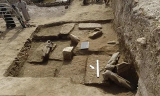 Tất cả các pho tượng Nữ thần sẽ được đưa trở lại nơi khai quật ban đầu khi Dự án Bảo tồn đền thờ Pharaoh Amenhotep III được hoàn tất