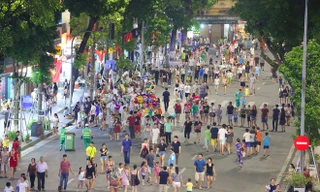 Phố đi bộ Hoàn Kiếm