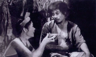 Cảnh Thị Nở nấu cháo hành cho Chí Phèo trong phim của đạo diễn Phạm Văn Khoa. Ảnh: TL