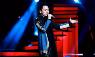 Tùng Dương hơn 200 lần hát 'Nơi đảo xa'