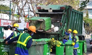 Trên 7.000 công nhân vệ sinh làm việc qua đêm giao thừa