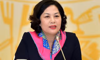 Phó thống đốc Nguyễn Thị Hồng: Tín dụng đen không thuộc trách nhiệm quản lý nhà nước của Ngân hàng Nhà nước nhưng cũng liên quan đến mảng quản lý trật tự an toàn xã hội và vi phạm pháp luật.