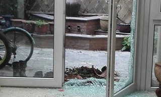 Hiện trường nhà Phàn Hinh Mạn sau vụ xô xát.