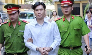 Tuyệt chiêu 'khoắng' tiền tỉ của chuyên viên ATM