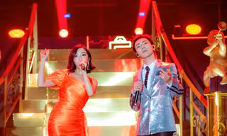 Bích Phương bất ngờ song ca hit 'bùa yêu' cùng Erik 