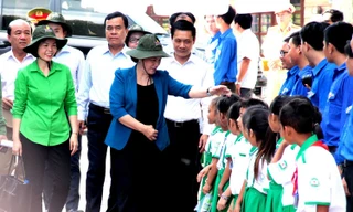 Buổi lễ có sự tham gia của Nguyễn Thị Kim Ngân - Uỷ viên Bộ Chính trị, Chủ tịch Quốc Hội nước CHXHCNVN.