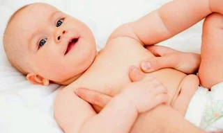 Đầy hơi ở trẻ em và sai lầm cần tránh