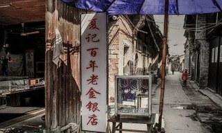 Ảnh hiếm chế tác vàng bằng tay siêu độc