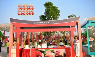 Cuối tuần náo nhiệt tại trung tâm mới phía Tây Hà thành