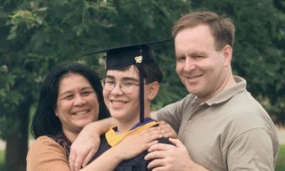 Những thần đồng thế giới vào đại học trước tuổi 12