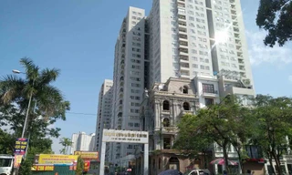 Tình trạng mất nước tại nhiều chung cư khiến cuộc sống của cư dân bị đảo lộn. Ảnh: M.Đ