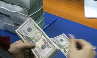 Phá đường dây mua bán 500 triệu USD giả