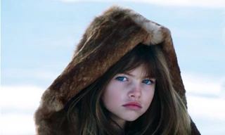 Choáng với khuôn mặt lạnh lùng của mẫu nhí 10 tuổi