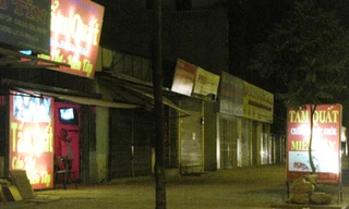 Vào 'động' cà phê, tẩm quất