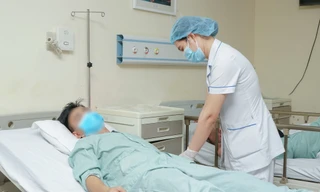 Hà Nội: Người đàn ông có 4 quả thận, nhập viện vì đau dữ dội vùng thắt lưng do uống quá nhiều bia rượu