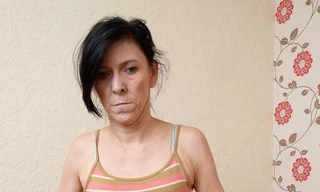 Hành trình trẻ lại của thiếu nữ 16 trông như bà già 60