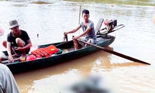 Lật xuồng trên sông Đồng Nai, 3 người thương vong