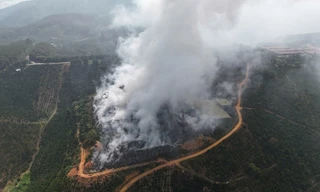 Cháy bãi rác 20.000 m2, hàng trăm hộ dân bị ảnh hưởng