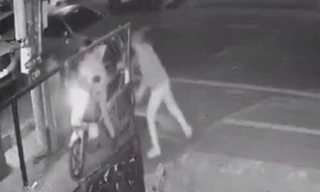 Đôi nam nữ bị nhóm đối tượng phục kích tấn công trong hẻm vắng