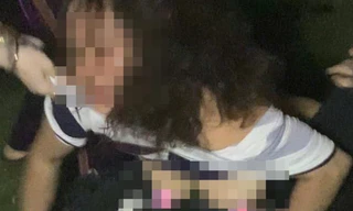 Điều tra vụ người phụ nữ tố bị lột đồ, đánh đập, tưới nước tiểu vào người