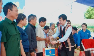 Khơi dậy mạnh mẽ tinh thần yêu nước, khát vọng phát triển trong thế hệ trẻ