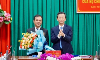 Bộ Chính trị, Ban Bí thư chuẩn y, chỉ định nhân sự 3 tỉnh