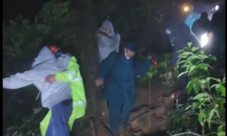 Giải cứu nhóm sinh viên lạc trong rừng sâu ở Lâm Đồng