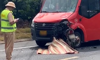 Tông trực diện xe buýt trên quốc lộ 20, một người tử vong