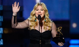 Kelly Clarkson biểu diễn tại đêm chung kết Hoa hậu Việt Nam 2014 