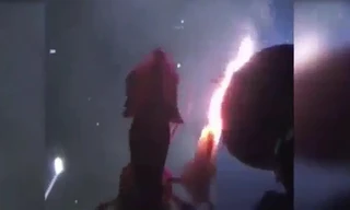 Mực khổng lồ tấn công tàu ngầm