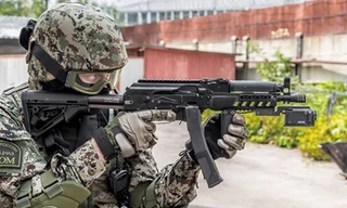 Súng tiểu liên Vityaz-SN của đặc nhiệm Nga.