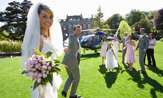 Đám cưới càng xa hoa, hôn nhân càng ngắn ngủi?